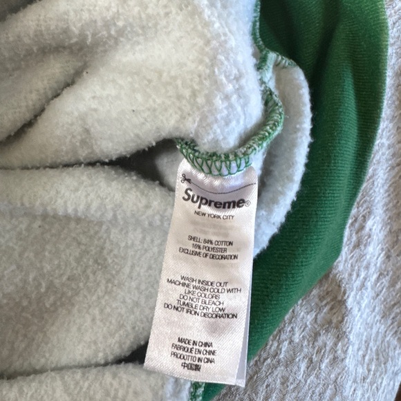 💥💥CLEARANCE!!💥💥 Supreme Green Elephant Print Hoodie Sweater in Large - Picture 9 of 11